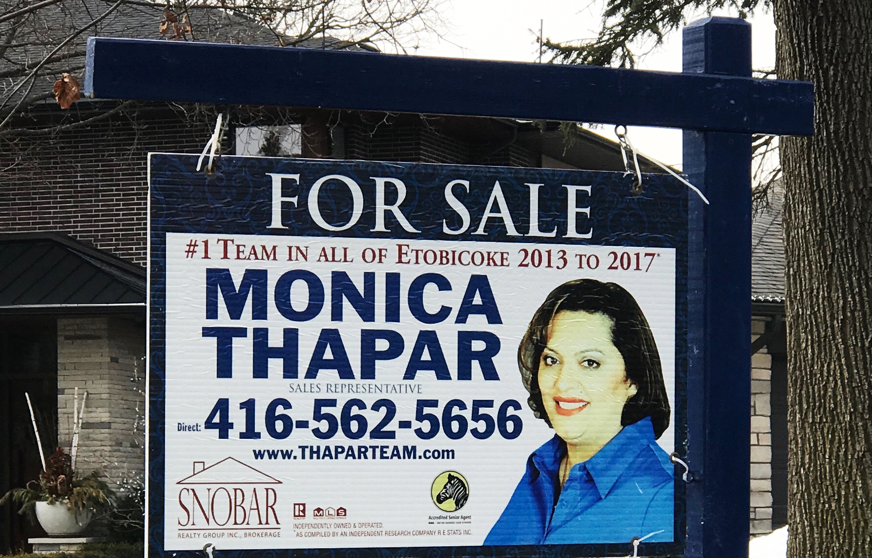 Q: How much is a real estate sign like this?